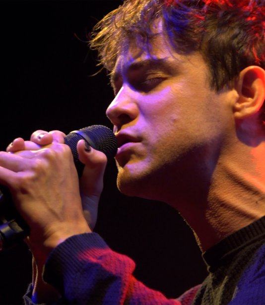 Topsphere media S Oza Hh3 Tn6s unsplash